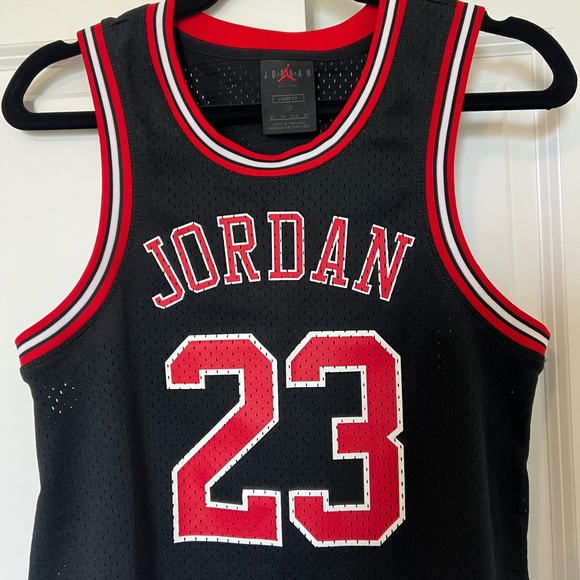 Jordan Black and Red Loose Fit Jersey - Picture 1 of 3